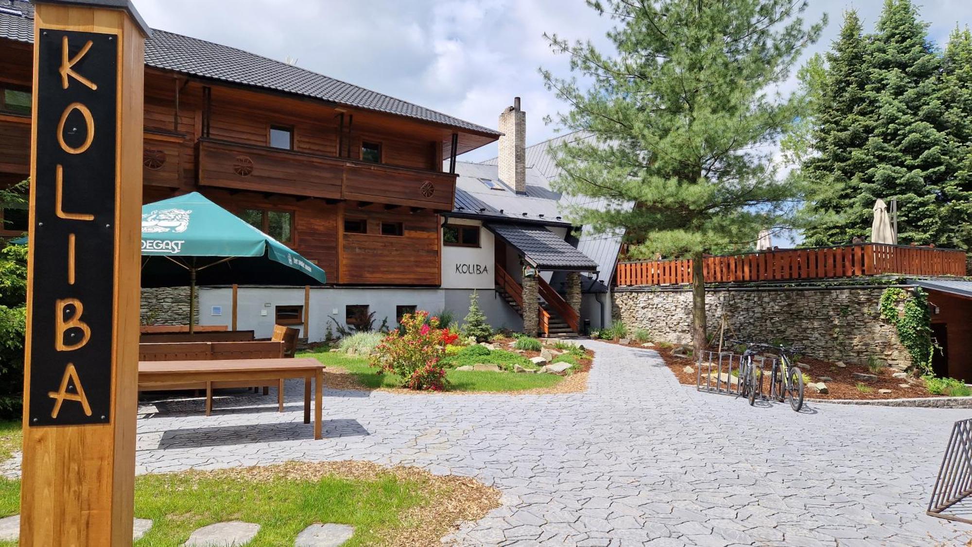Wellness Pension Koliba Komorni Lhotka Exterior photo